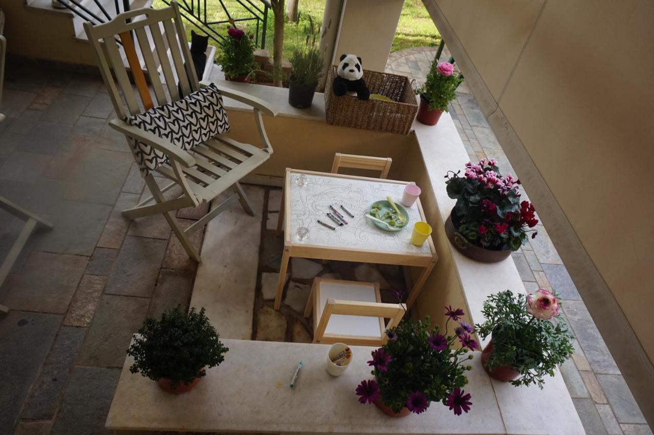 Ferienwohnung Independent Entrance Apt - 130M2 - Garden - Private Parking Athen Exterior foto